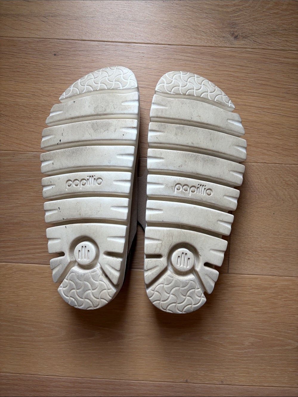 Arizona Chunky suede slides. Papillio by Birkenstock - Picture 3 of 4